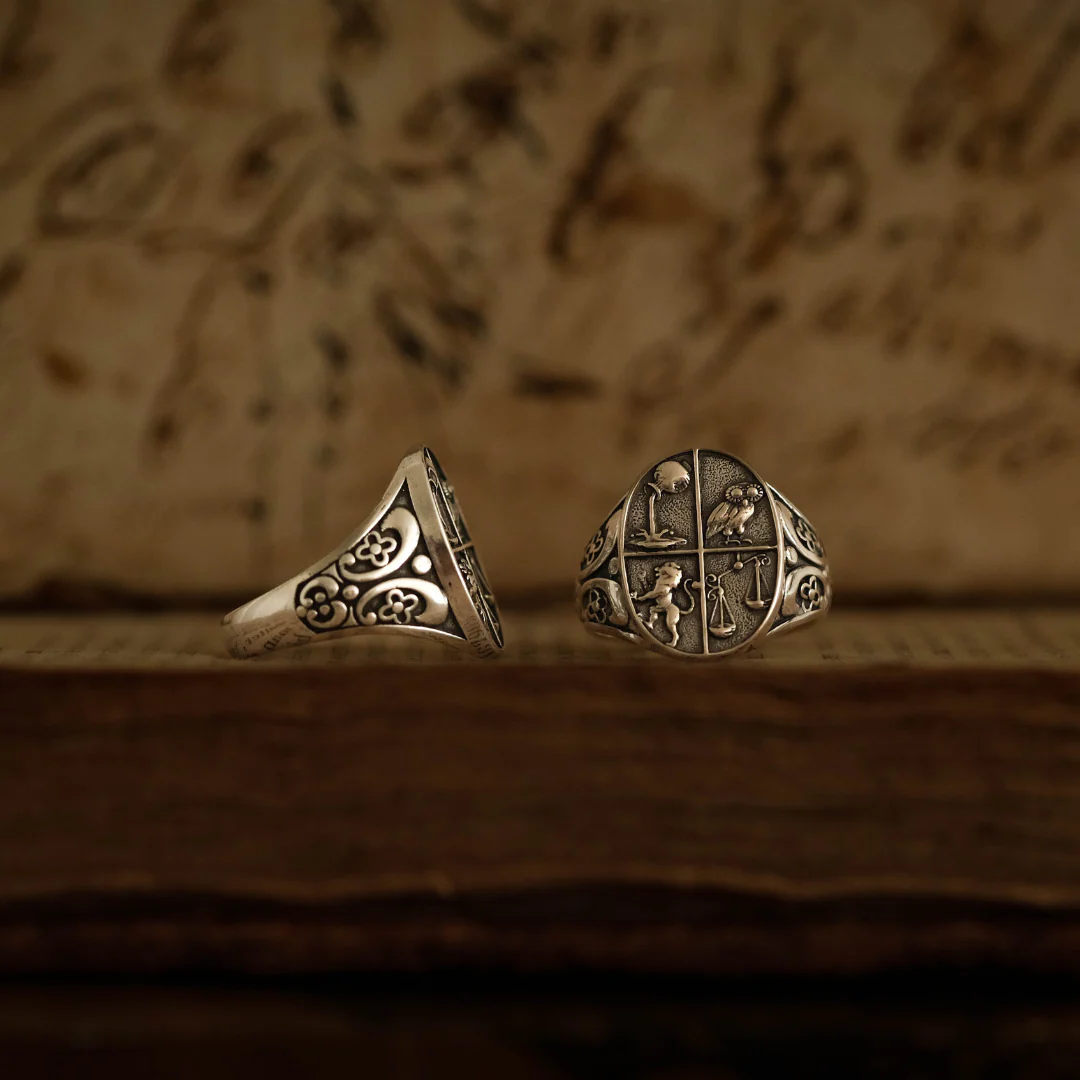 Four Virtues Signet Ring - Image 3